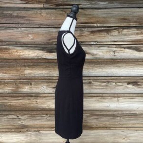 Tahari ~ Black Neckline Detailed Dress ~ Size 6P - Picture 3 of 5